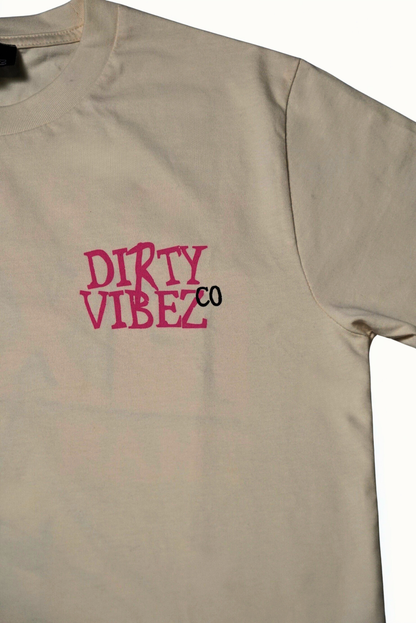 how to style graphic slogan tees